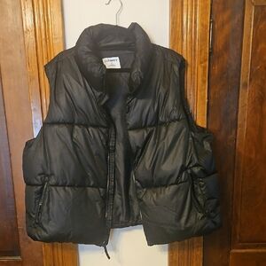 Old Navy Black Quilted Vest